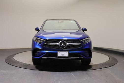 2025 Mercedes-Benz GLC 300 