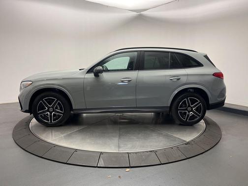 2026 Mercedes-Benz GLC 300 4MATIC