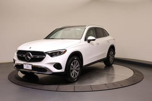 Polar White 2026 Mercedes-Benz GLC 300 4MATIC
