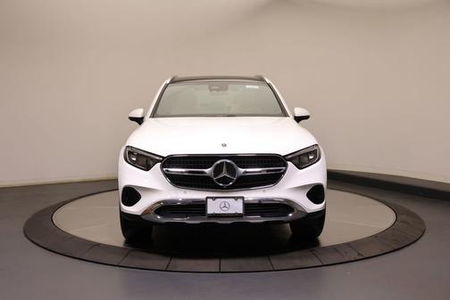 Polar White 2026 Mercedes-Benz GLC 300 4MATIC