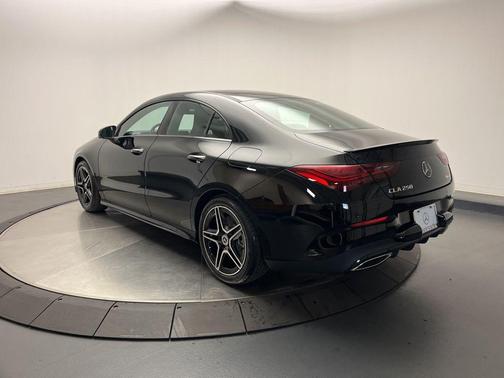 2026 Mercedes-Benz CLA 250 4MATIC