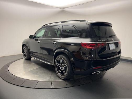 2026 Mercedes-Benz GLS 450 4MATIC
