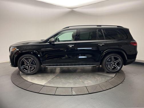 2026 Mercedes-Benz GLS 450 4MATIC