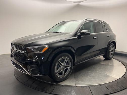 Black 2026 Mercedes-Benz GLE 450