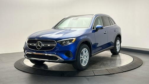 2025 Mercedes-Benz GLC 300