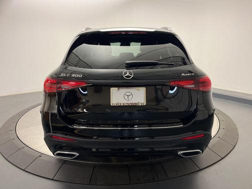 2025 Mercedes-Benz GLC 300 4MATIC