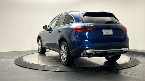 2025 Mercedes-Benz GLC 300 4MATIC