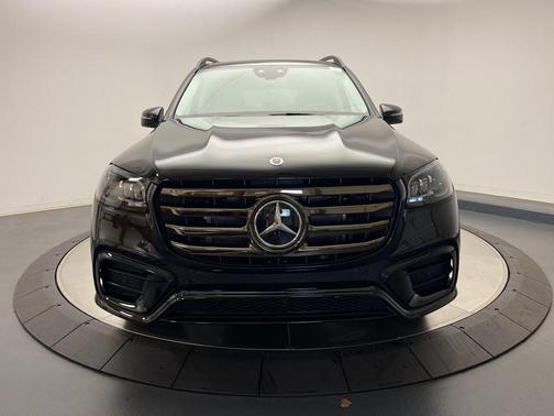 2026 Mercedes-Benz GLS 450 4MATIC