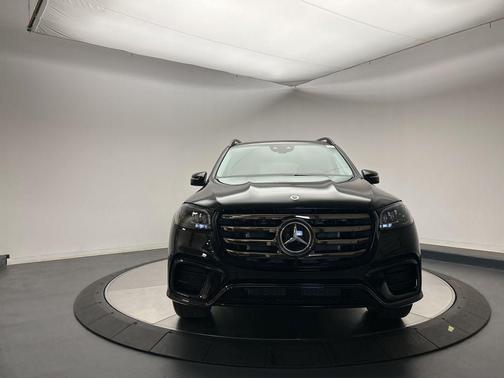 2026 Mercedes-Benz GLS 450 4MATIC