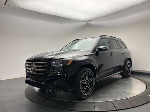 2026 Mercedes-Benz GLS 450 4MATIC