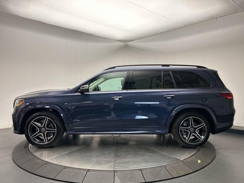 2026 Mercedes-Benz GLS 450 4MATIC