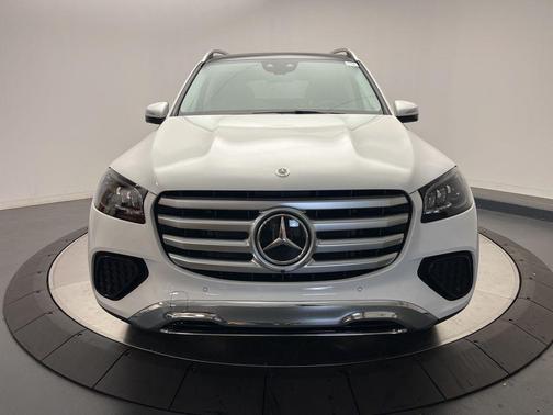 2026 Mercedes-Benz GLS 450 4MATIC