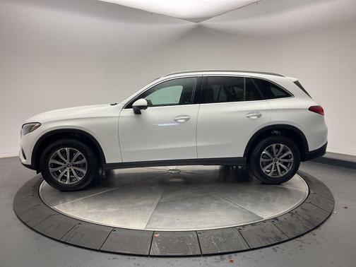 2026 Mercedes-Benz GLC 300 4MATIC