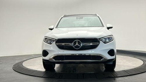 2025 Mercedes-Benz GLC 300 4MATIC