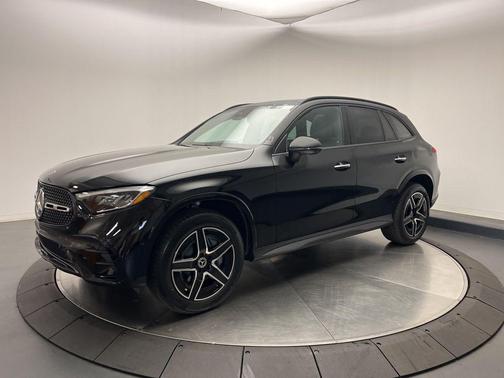 2026 Mercedes-Benz GLC 300 4MATIC