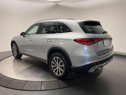 2025 Mercedes-Benz GLC 300 4MATIC