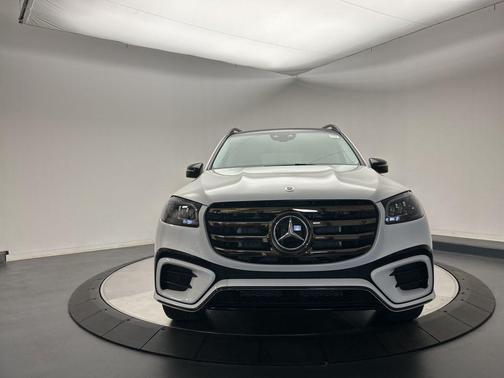 2026 Mercedes-Benz GLS 450 4MATIC