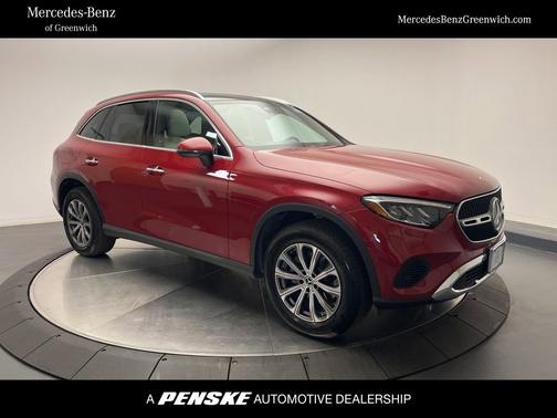 2025 Mercedes-Benz GLC 300 