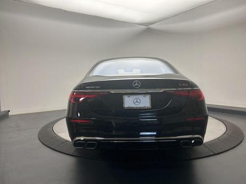 2026 Mercedes-Benz AMG S 63 E 4MATIC