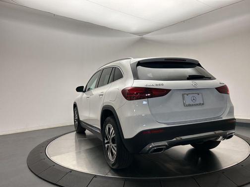 2025 Mercedes-Benz GLA 250 4MATIC