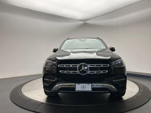 2025 Mercedes-Benz GLE 450e 4MATIC