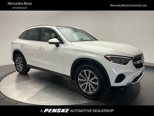 Polar White 2026 Mercedes-Benz GLC 300 4MATIC SUV