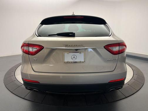 2018 Maserati Levante Base