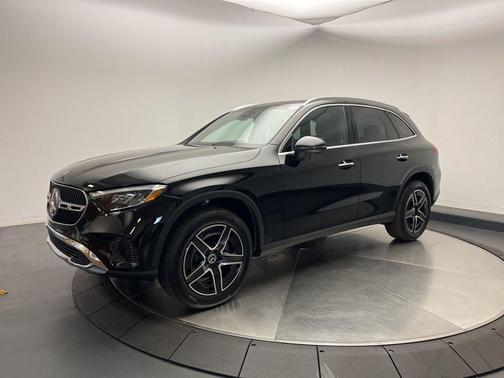 2026 Mercedes-Benz GLC 300 4MATIC