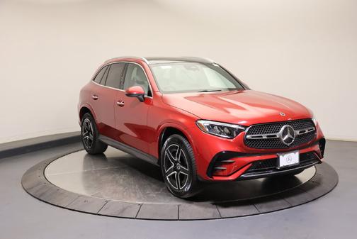 MANUFAKTUR Patagonia Red Metallic 2026 Mercedes-Benz GLC 300 4MATIC