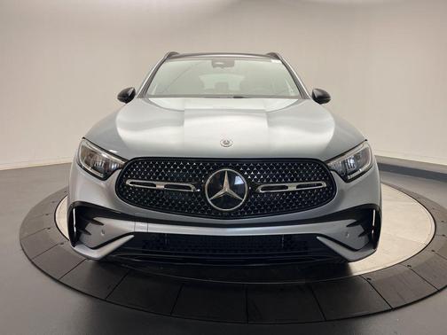 2026 Mercedes-Benz GLC 300 4MATIC