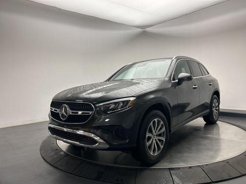 2026 Mercedes-Benz GLC 300 4MATIC