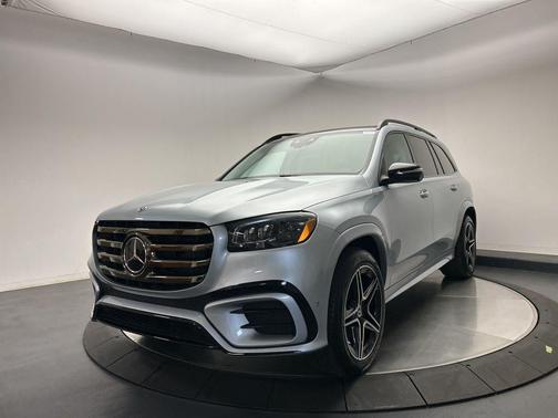 2026 Mercedes-Benz GLS 450 4MATIC