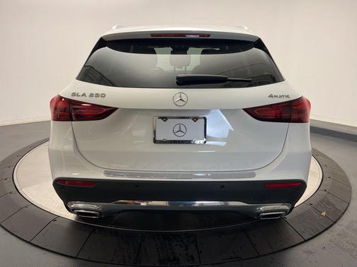 2025 Mercedes-Benz GLA 250 4MATIC