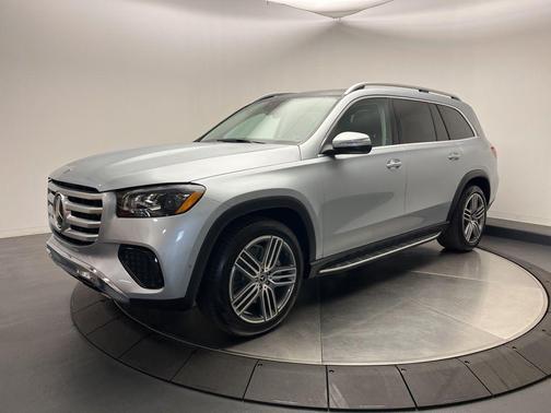2026 Mercedes-Benz GLS 450 4MATIC