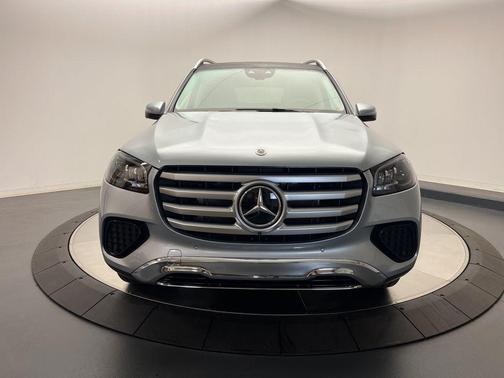 2026 Mercedes-Benz GLS 450 4MATIC