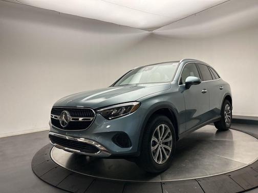 2026 Mercedes-Benz GLC 300 4MATIC
