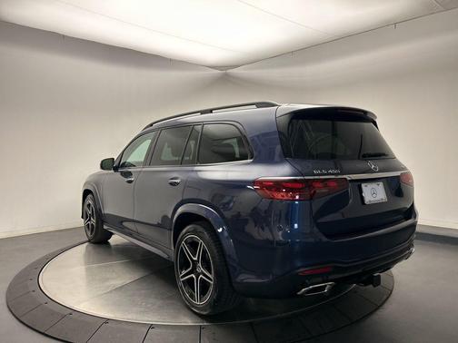 2026 Mercedes-Benz GLS 450 4MATIC