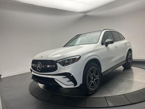 2026 Mercedes-Benz GLC 300 4MATIC
