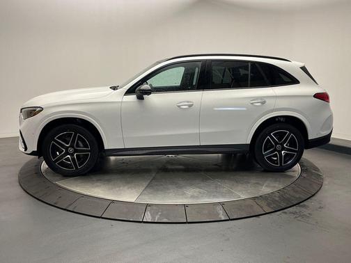 2025 Mercedes-Benz GLC 300 4MATIC