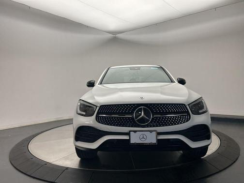 2022 Mercedes-Benz GLC 300 4MATIC Coupe