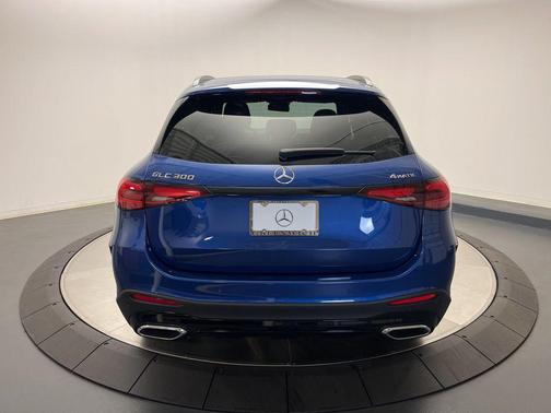 2026 Mercedes-Benz GLC 300 4MATIC