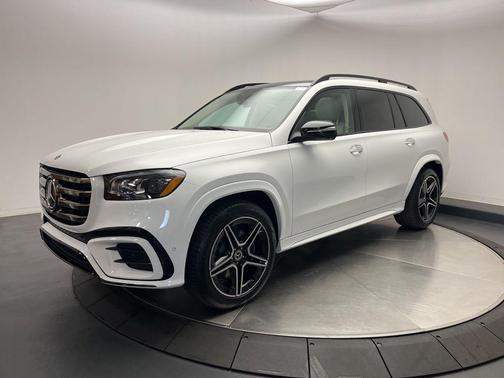2026 Mercedes-Benz GLS 450 4MATIC