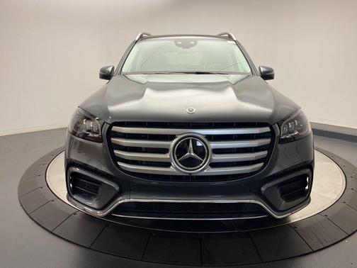 2026 Mercedes-Benz GLS 450 4MATIC