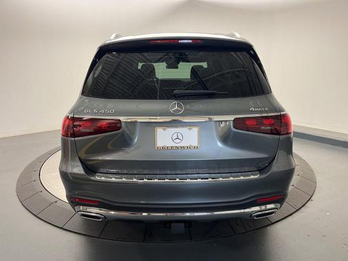 2026 Mercedes-Benz GLS 450 4MATIC