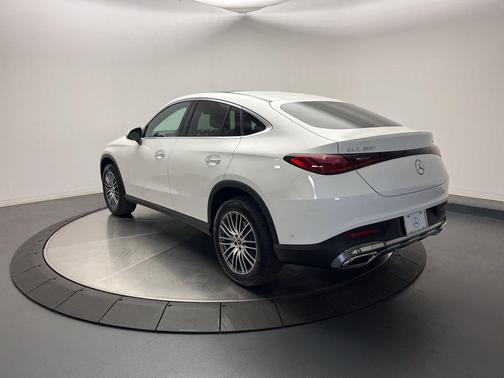 2026 Mercedes-Benz GLC 300 4MATIC Coupe