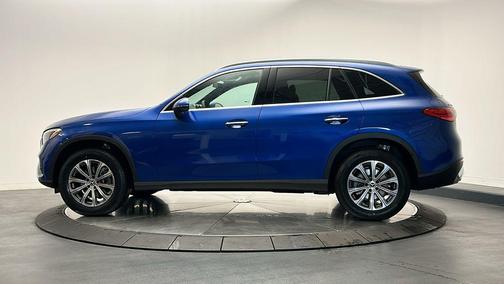 2025 Mercedes-Benz GLC 300 4MATIC