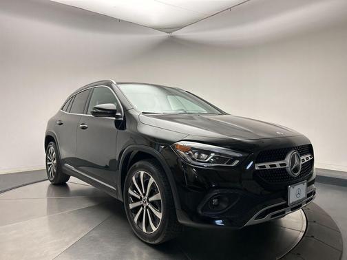 2021 Mercedes-Benz GLA 250 Base 4MATIC