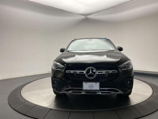 2021 Mercedes-Benz GLA 250 Base 4MATIC