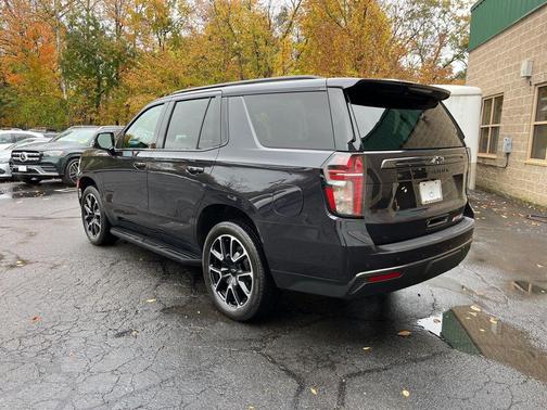 2022 Chevrolet Tahoe 4WD RST