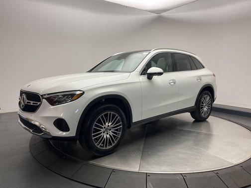 2026 Mercedes-Benz GLC 300 4MATIC